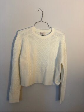 Universal Thread Cream Cable Crewneck Sweater